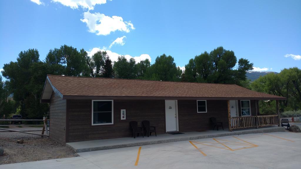 Motel Stagecoach Inn & Suites