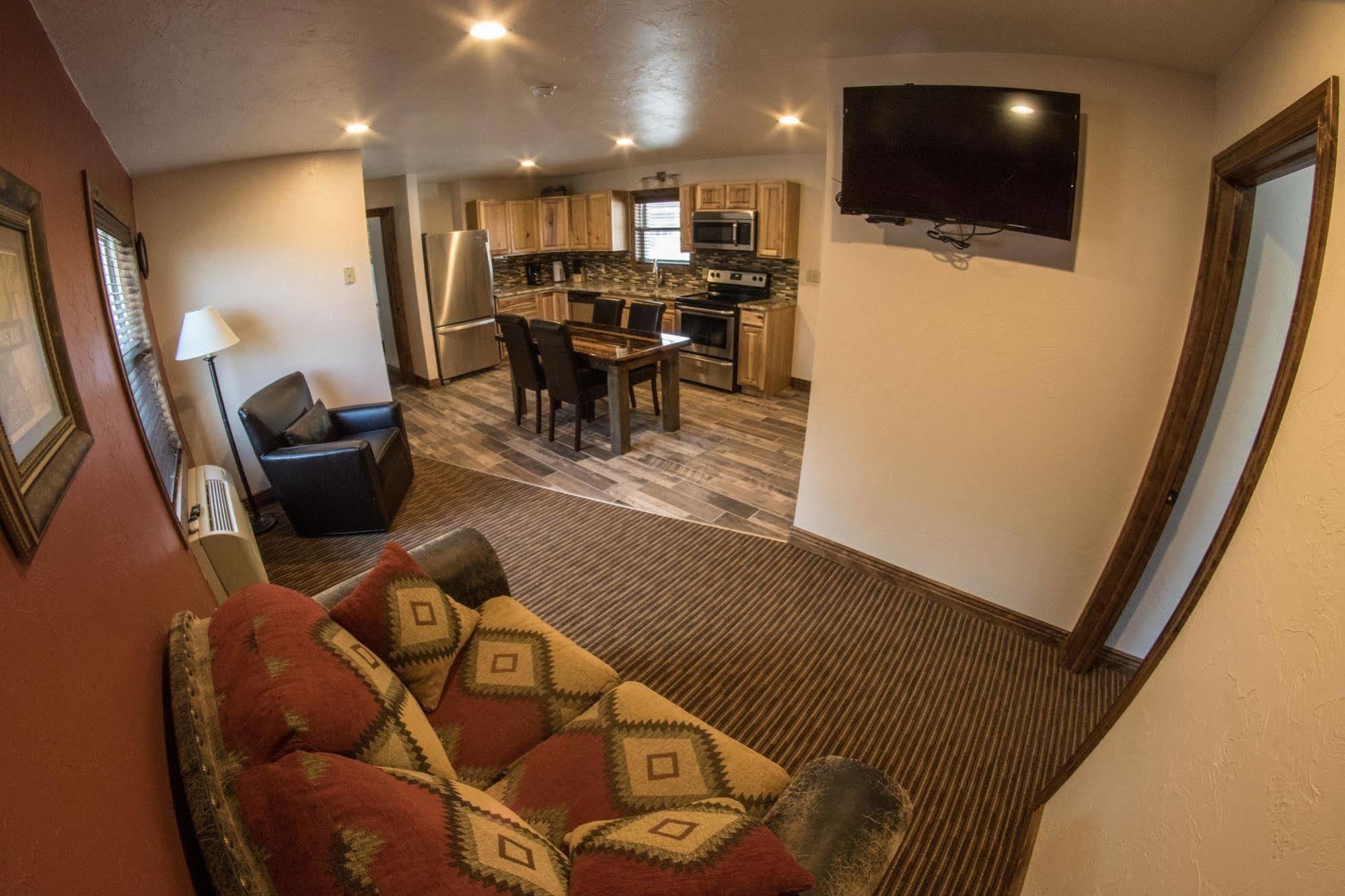 Motel Stagecoach Inn & Suites 2*